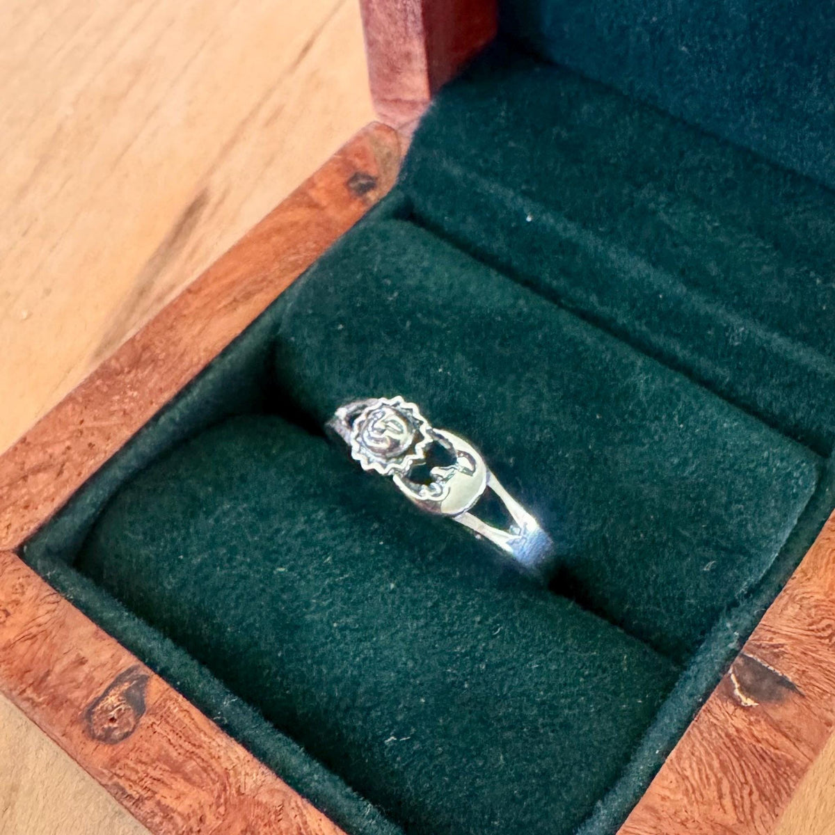 Size 9 Sun & Moon Ring - Sterling Silver