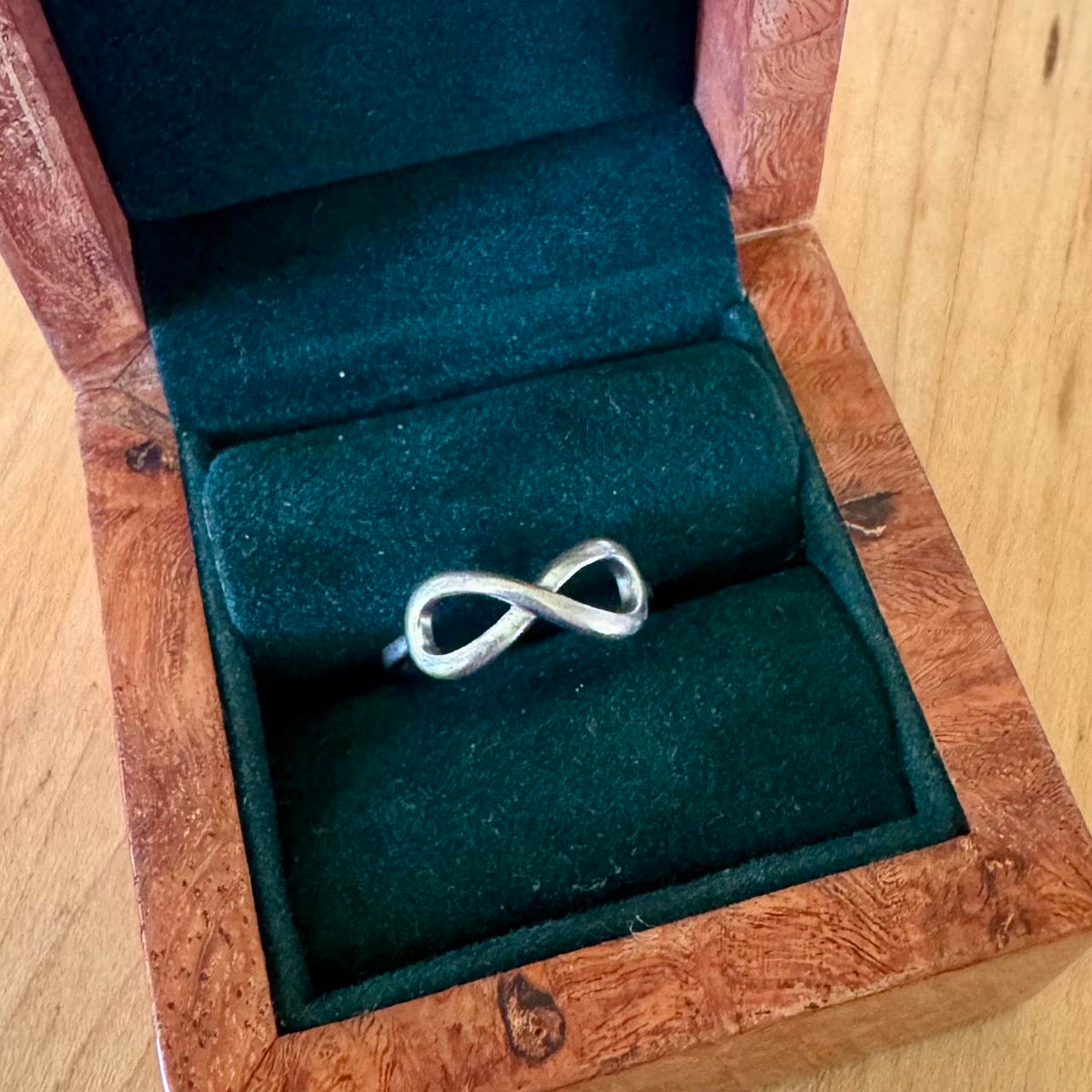 Sz 8 Infinity Ring - Sterling Silver