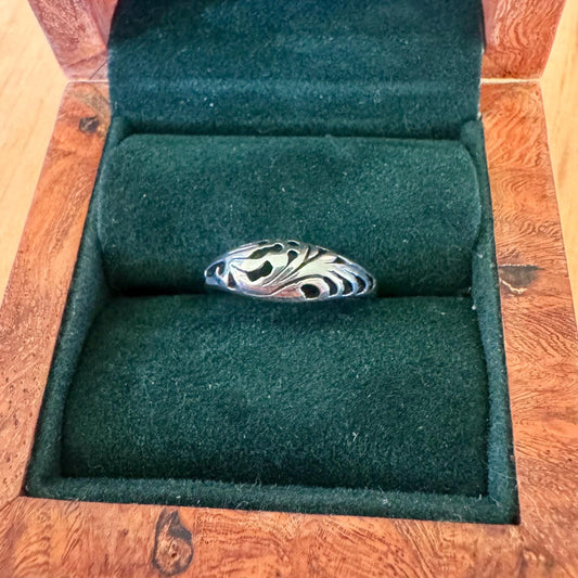 Size 7.5 Scrollwork Dome Ring - Sterling Silver