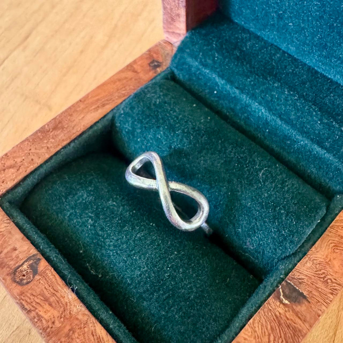 Sz 8 Infinity Ring - Sterling Silver