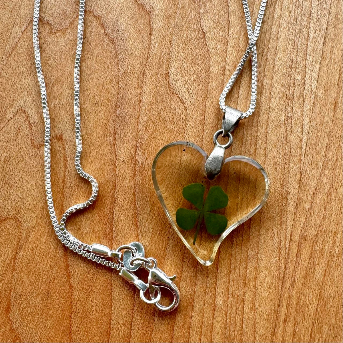 Lucky Heart Pendant - Vintage Four Leaf Clover