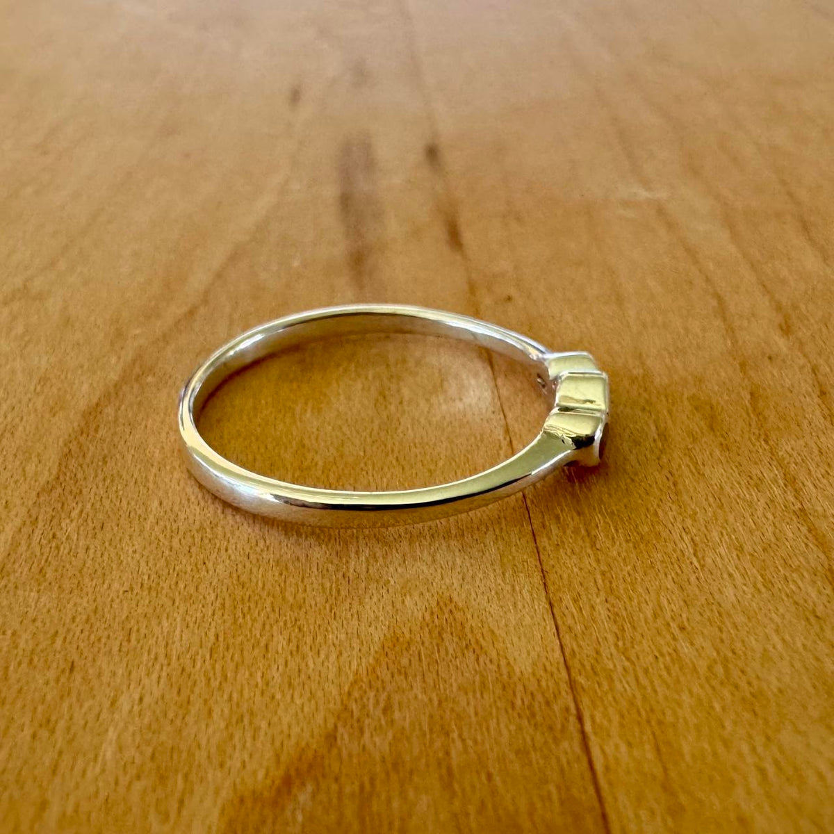 Sz 8 Three Stone Ring - Sterling Silver