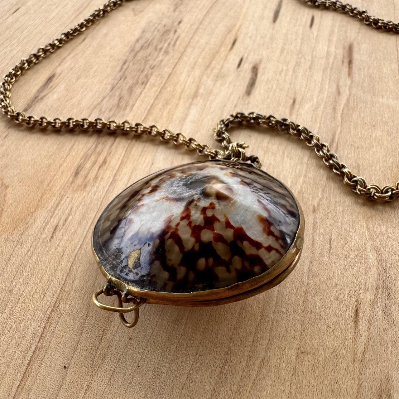Shell Locket