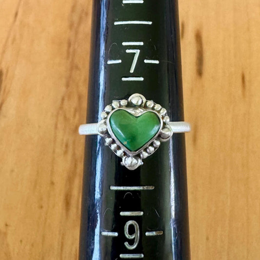 Sz 8 Heart Shaped Green Turquoise Ring - Sterling Silver